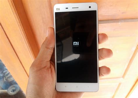cara mengatasi hp xiaomi stuck di logo